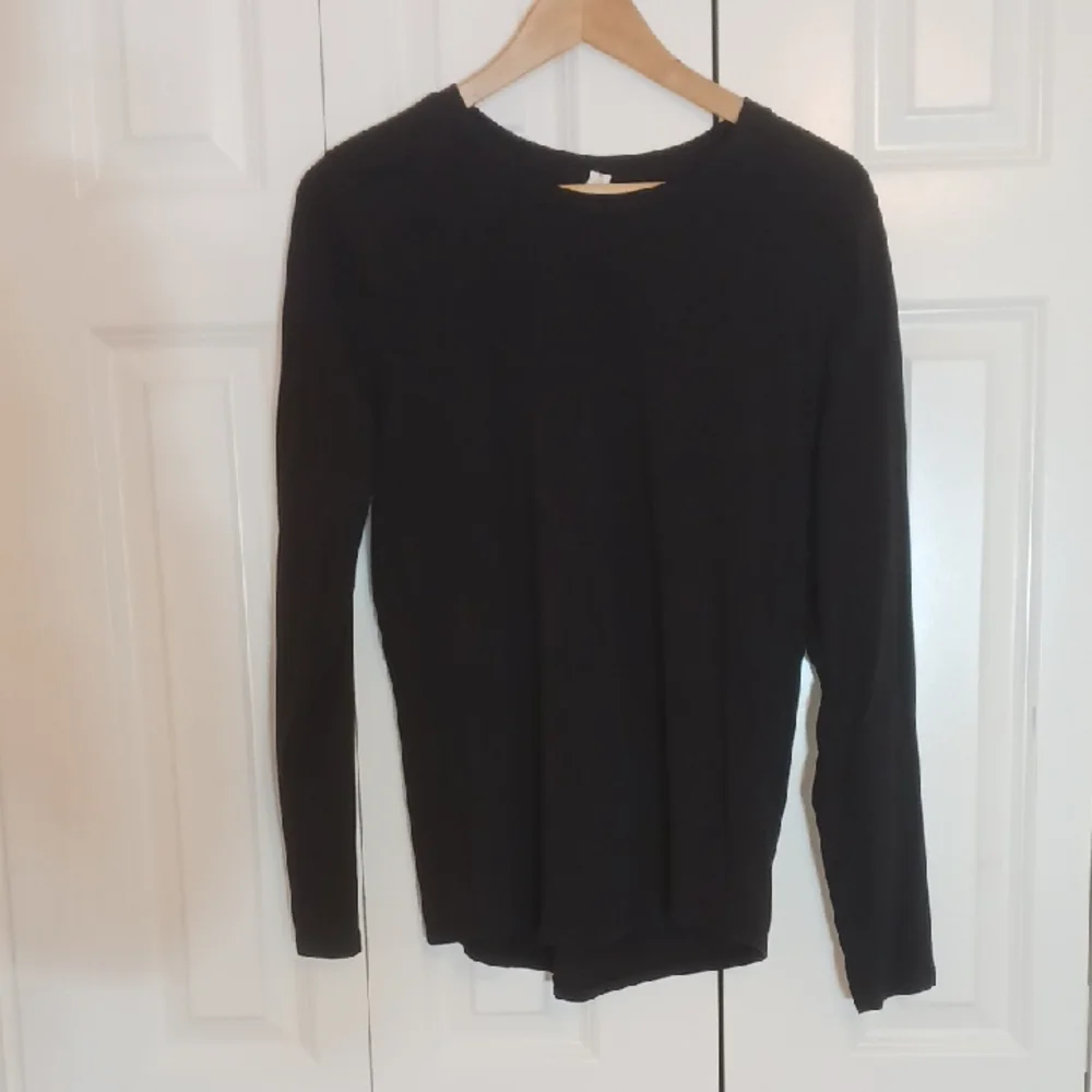 lululemon athletica Women's Black Ribbed Crew Neck Long Sleeve Tee Size 8